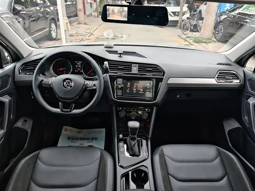 Volkswagen Tiguan L 2019 — фото 16