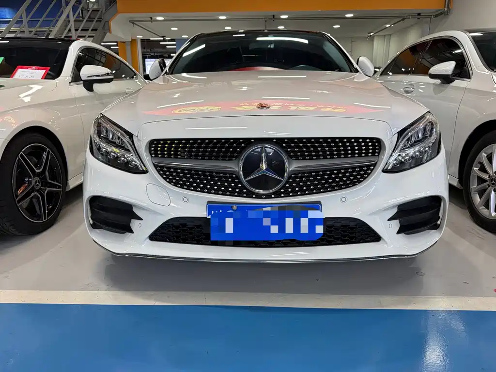 Mercedes-Benz C-Class 2020