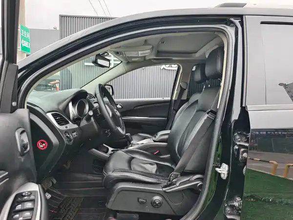 Dodge Coolwei 2013
