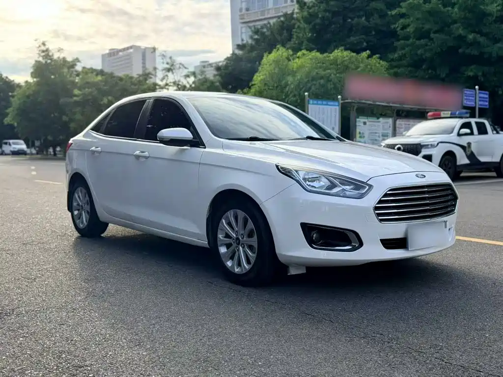 Ford Forrest 2017