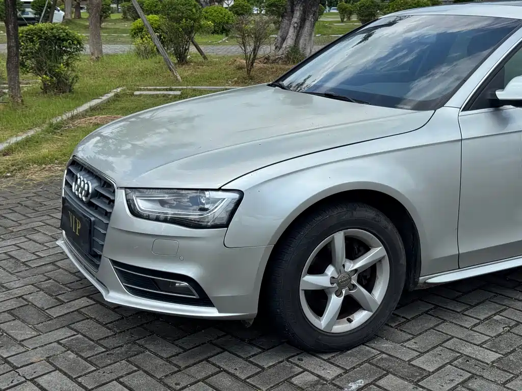 Audi A4L 2013
