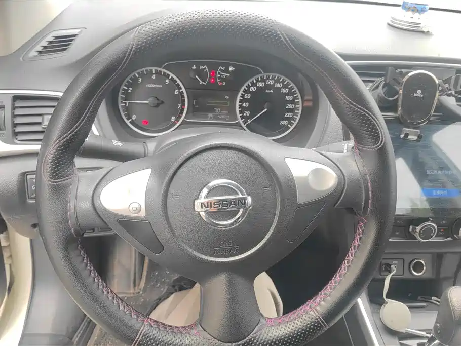 Nissan Sylphy 2023 — фото 15