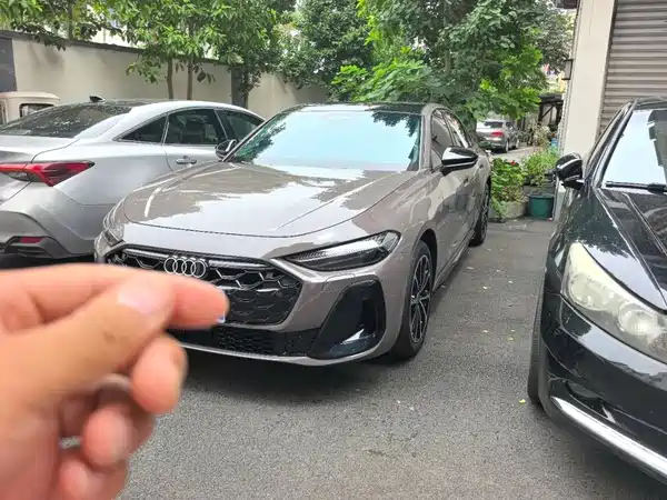 Audi A5L 2025
