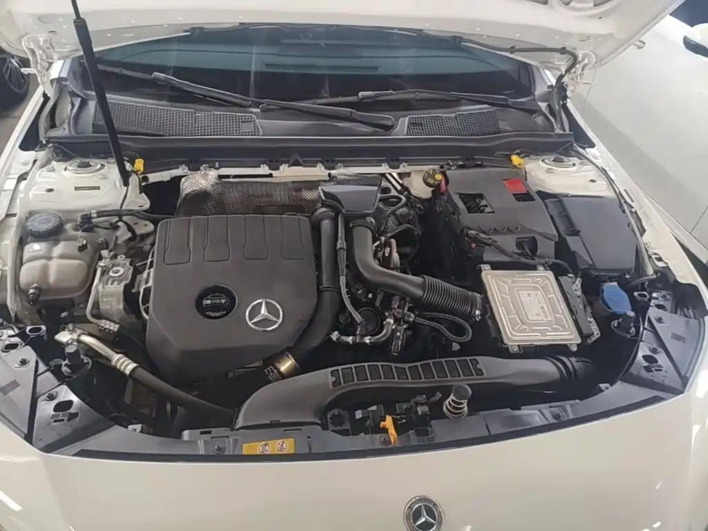 Mercedes-Benz A-Class 2023 — фото 20