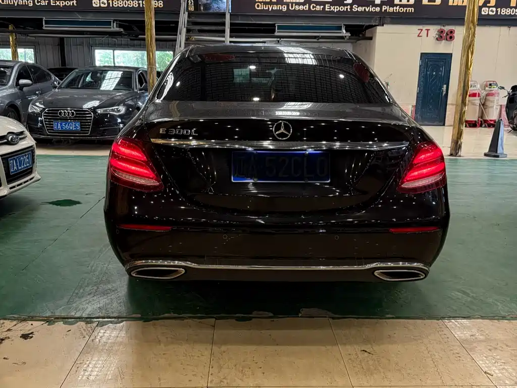 Mercedes-Benz E-Class 2018 — фото 8