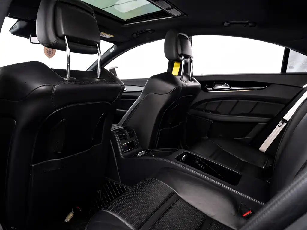 Mercedes-Benz CLS AMG 2015 — фото 18