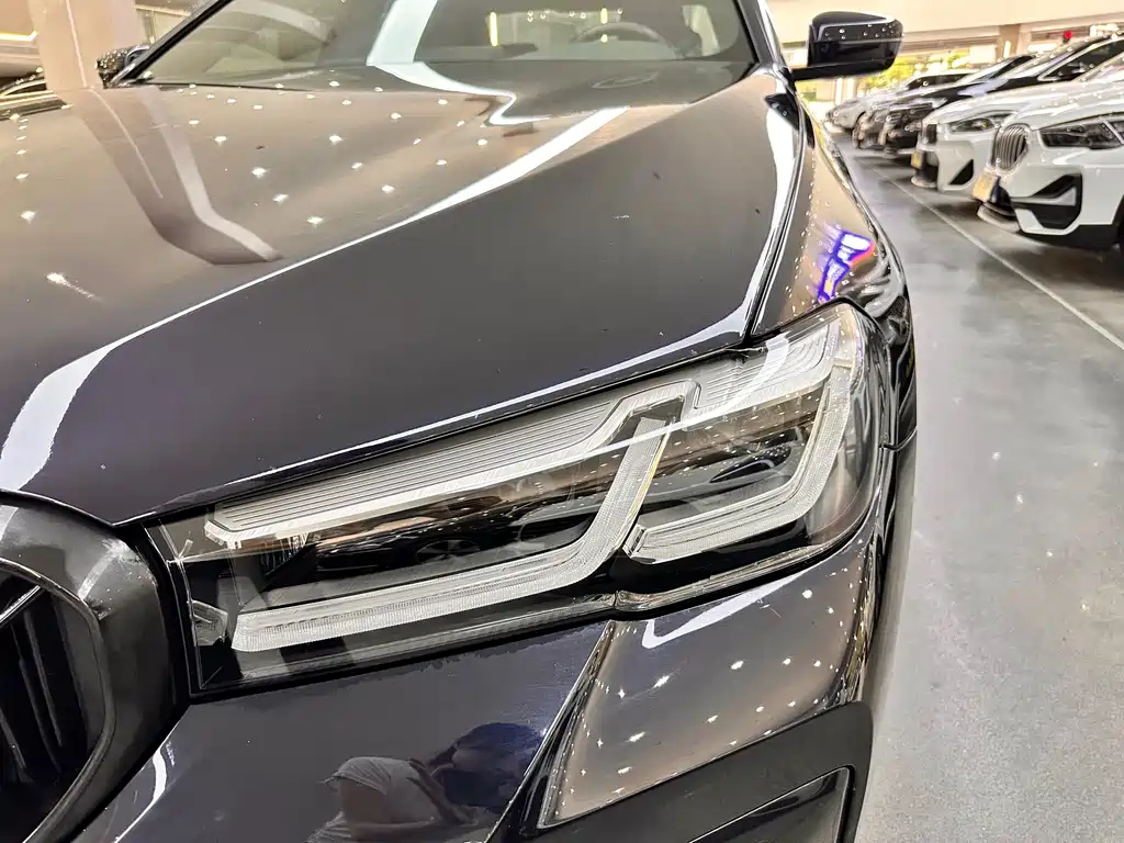 BMW 5 Series 2022