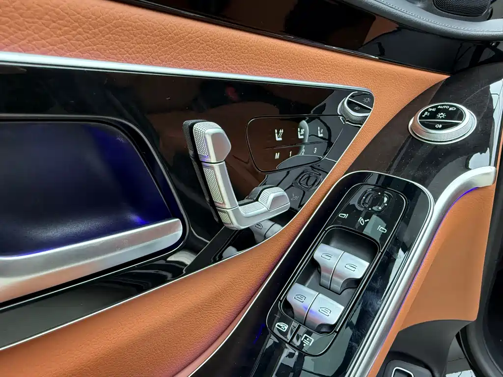 Mercedes-Benz S-Class 2023 — фото 13
