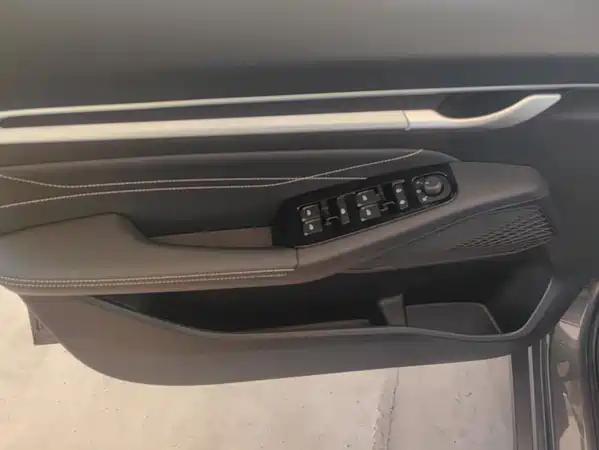 Geely Emgrand 2026