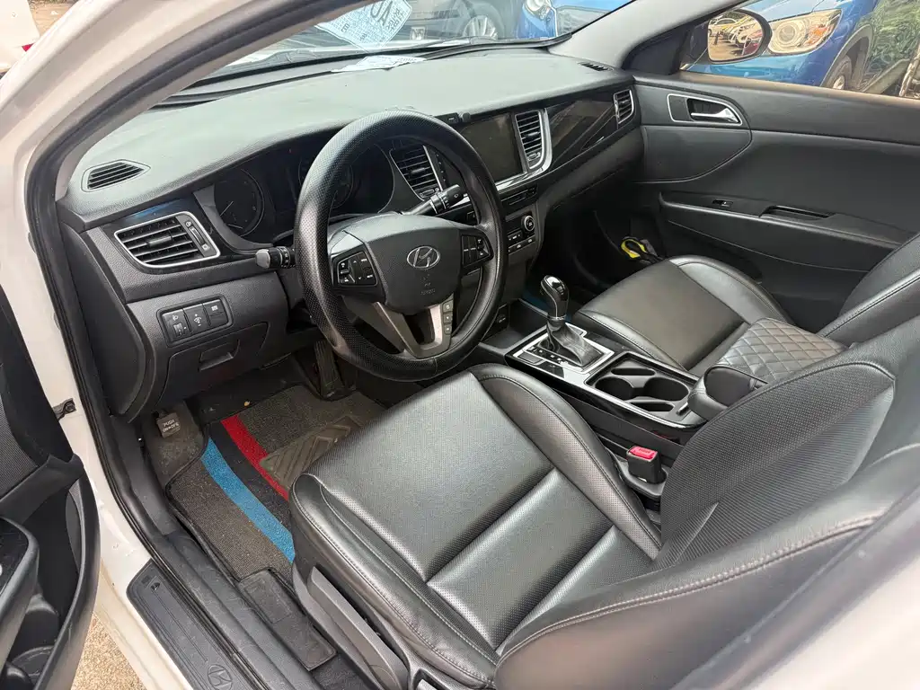 Hyundai Mistra 2015 — фото 2
