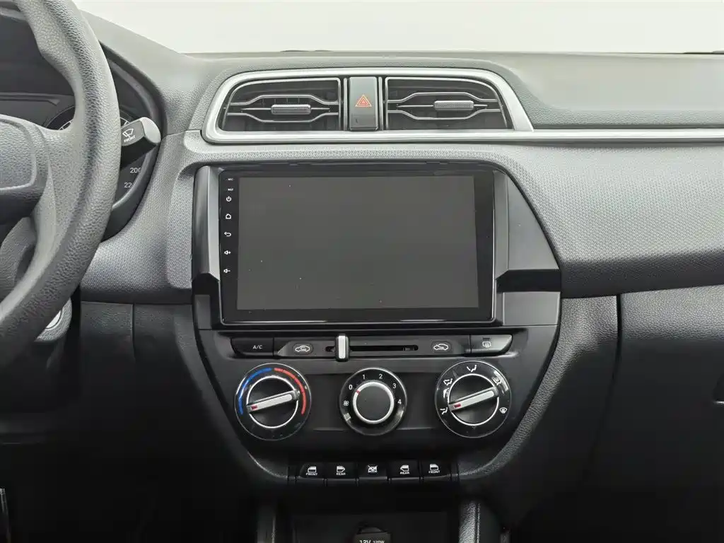 Hyundai Verna 2019 — фото 12