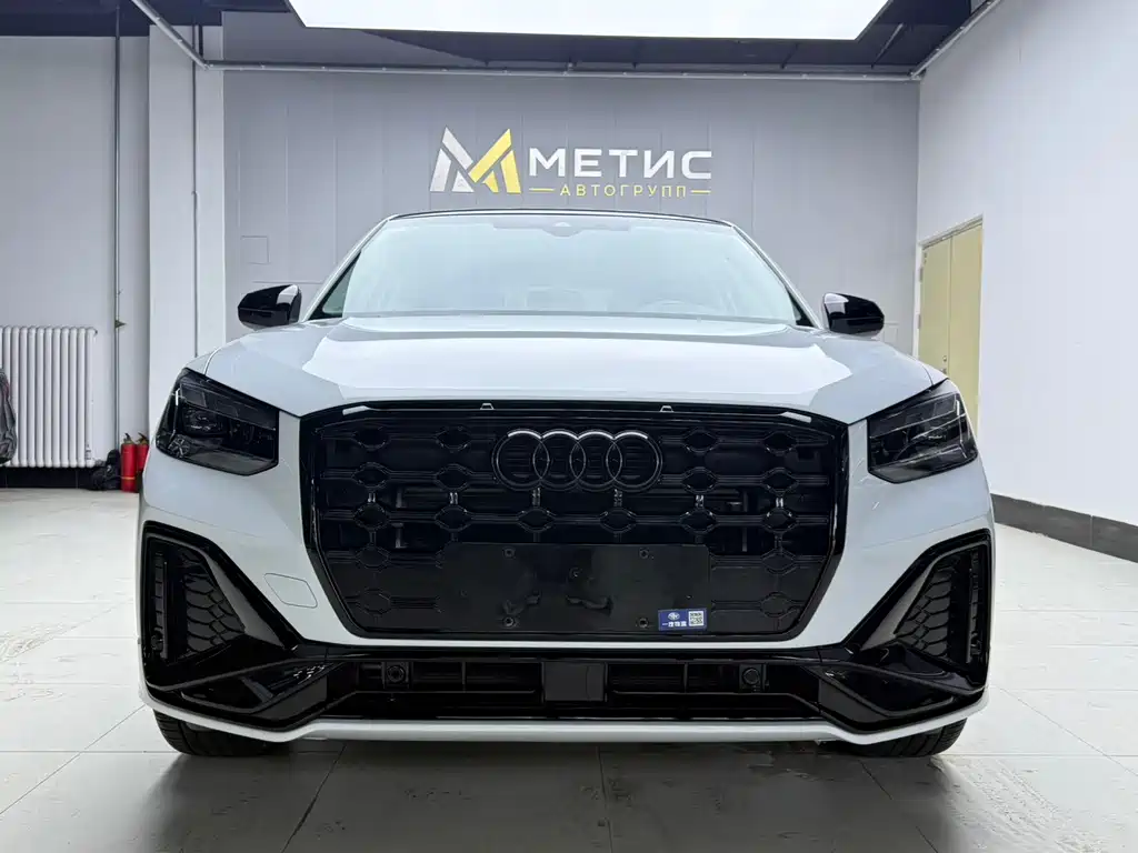 Audi Q2L 2022