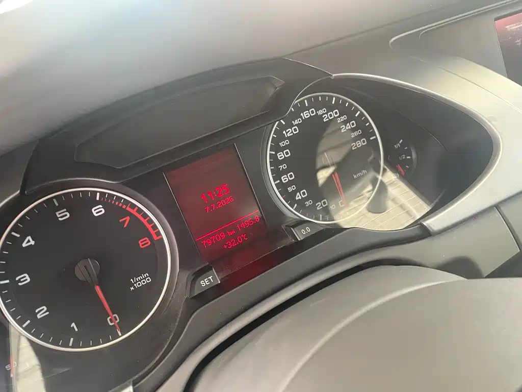 Audi A4L 2010
