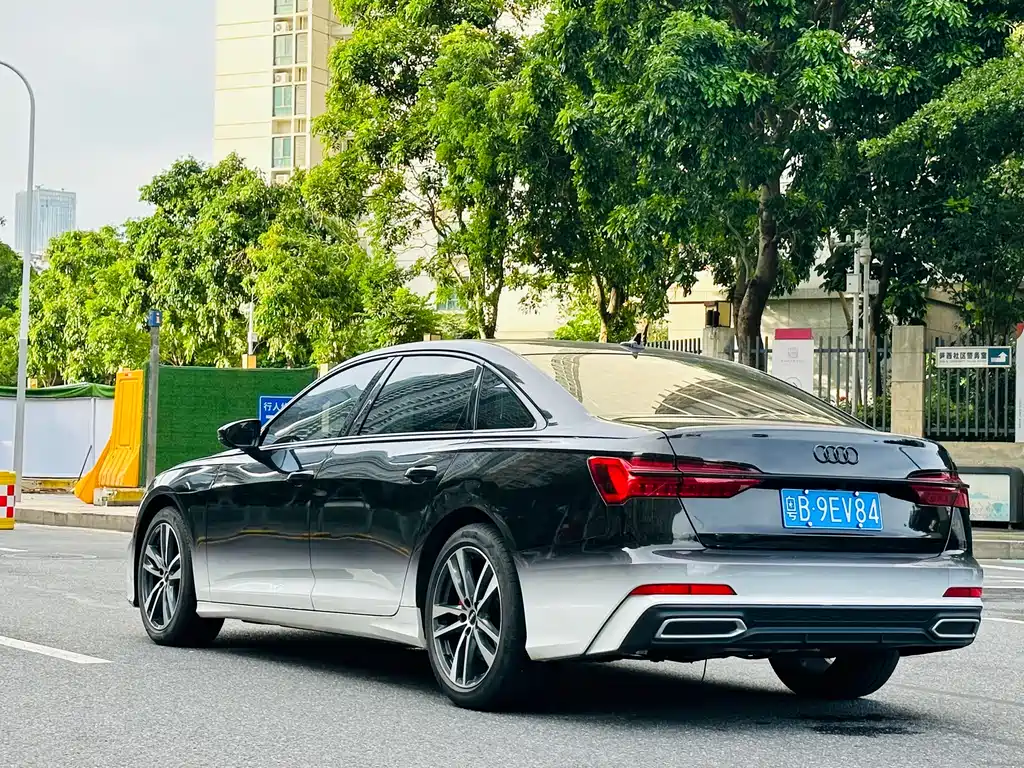 Audi A6L 2022