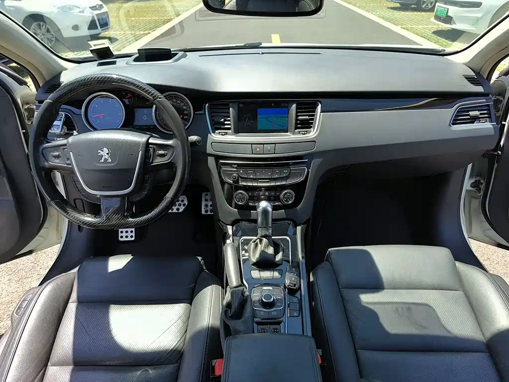 Peugeot 508 2013 — фото 6
