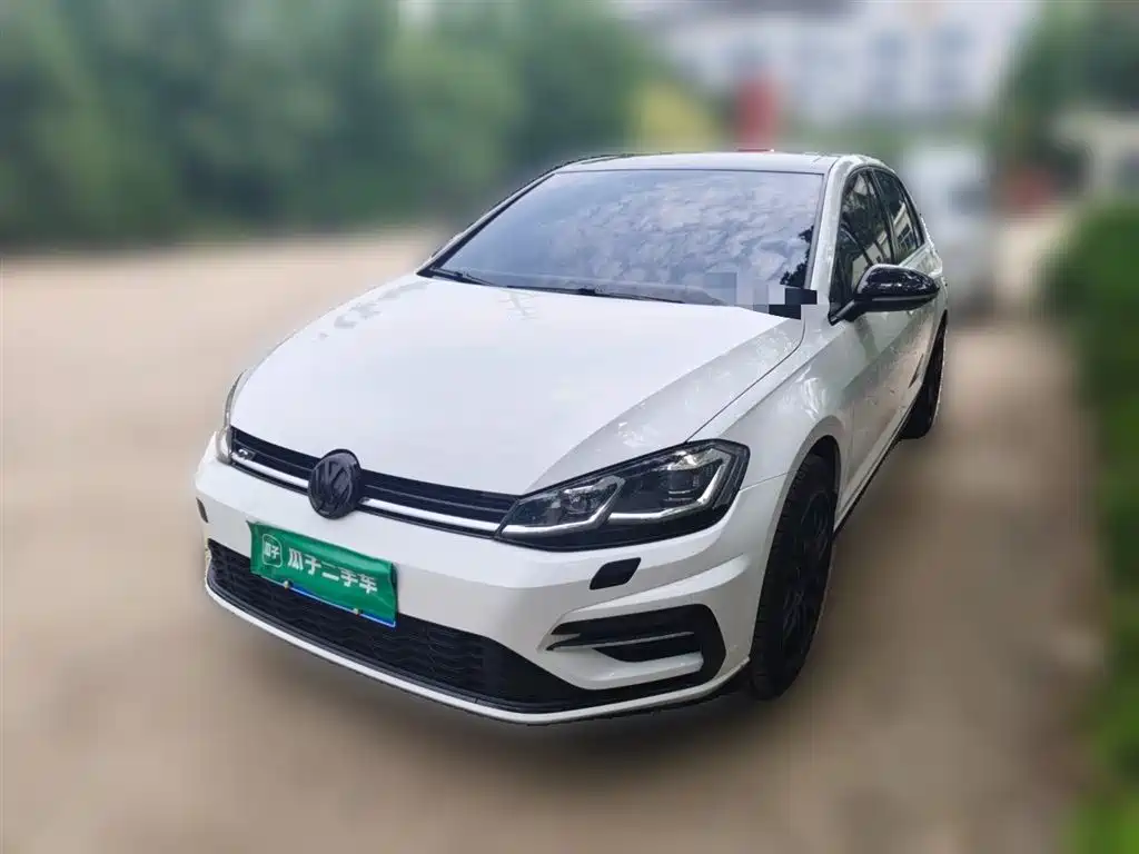 Volkswagen Golf 2020 — фото 1