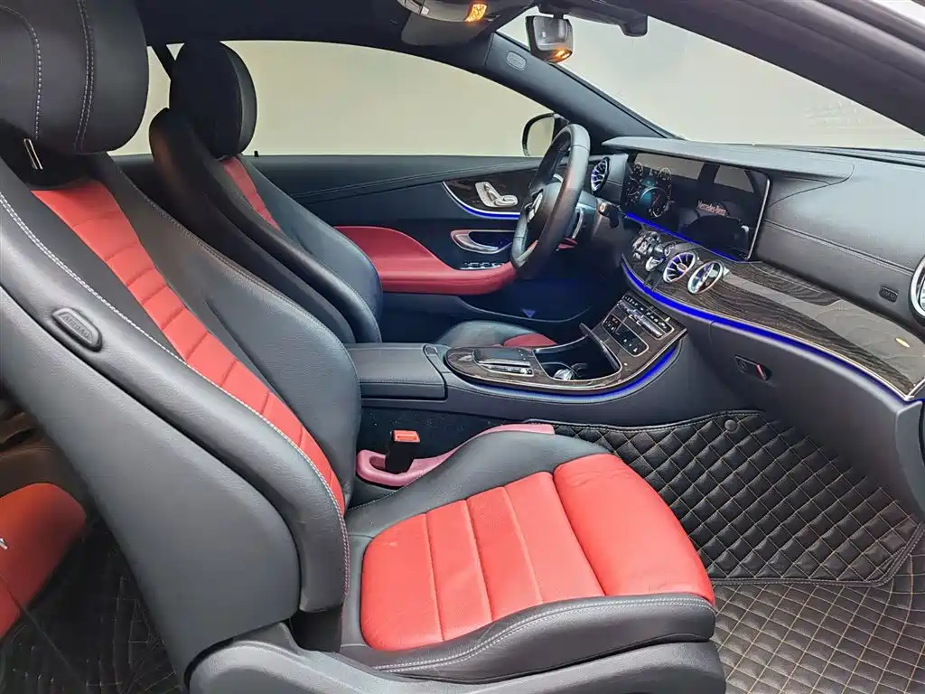 Mercedes-Benz E-Class 2023 — фото 15
