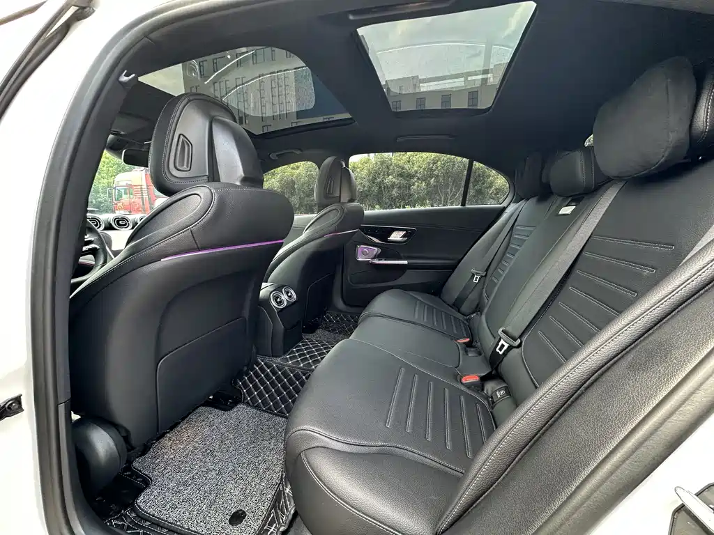 Mercedes-Benz C-Class 2022 — фото 13