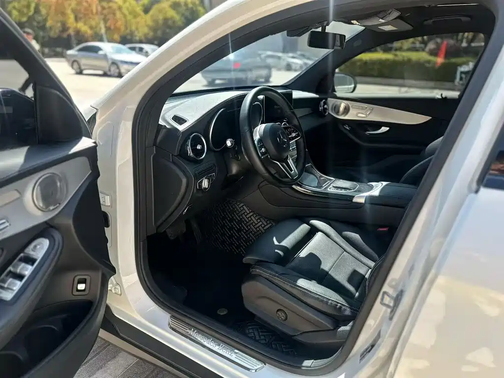 Mercedes-Benz GLC Coupe 2021 — фото 4