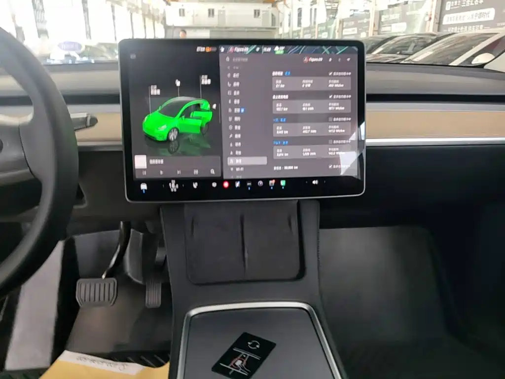 Tesla Model Y 2023 — фото 13