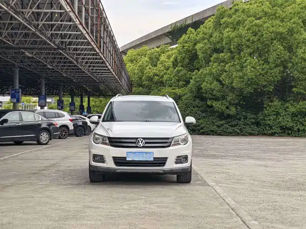 Volkswagen Tiguan 2012