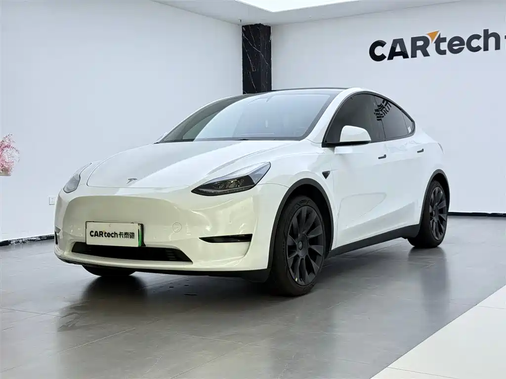 Tesla Model Y 2022 — фото 1