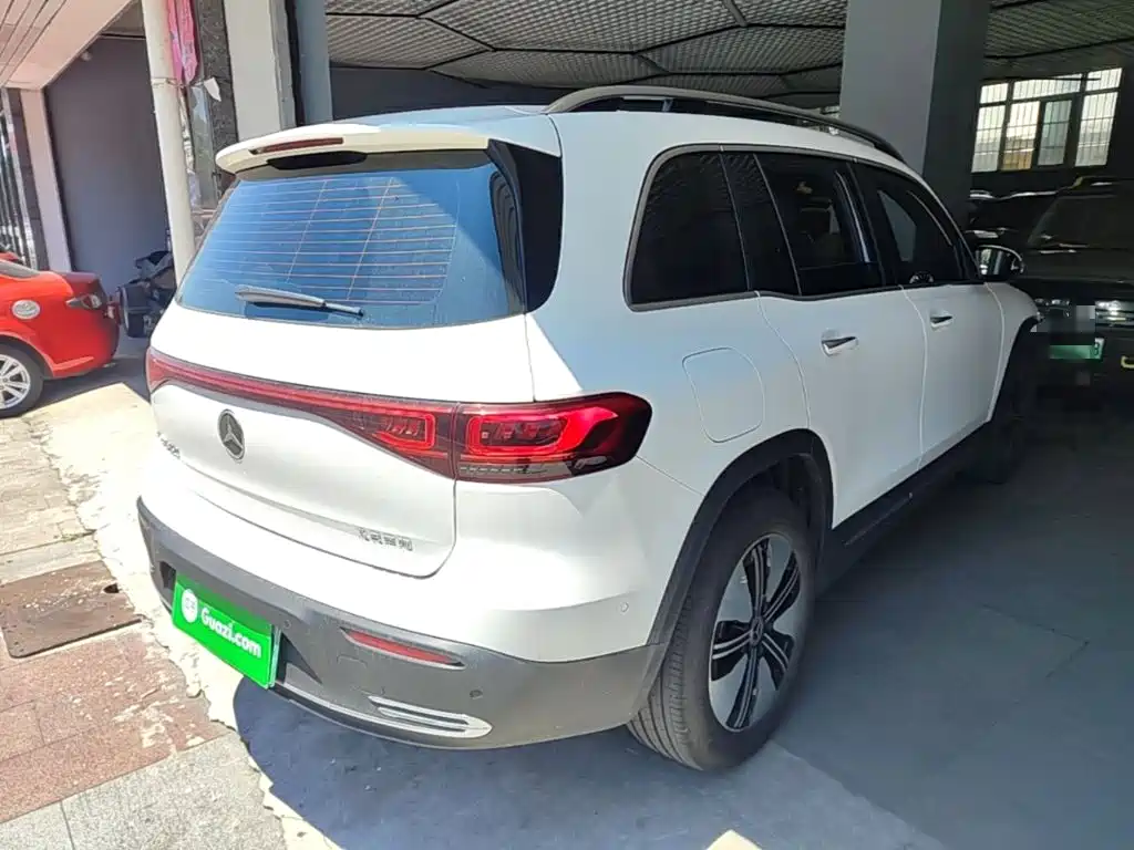 Mercedes-Benz EQB 2024