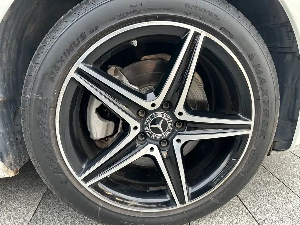 Mercedes-Benz E-Class 2020 — фото 13
