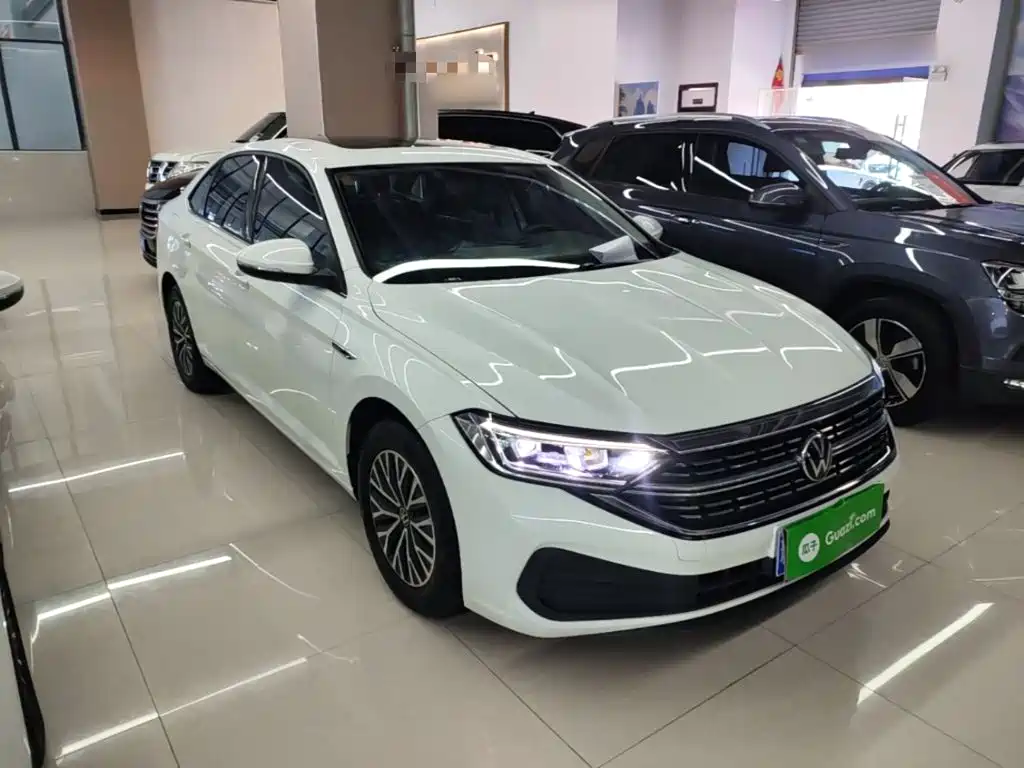 Volkswagen Sagitar 2024