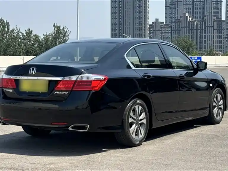 Honda Accord 2016 — фото 14