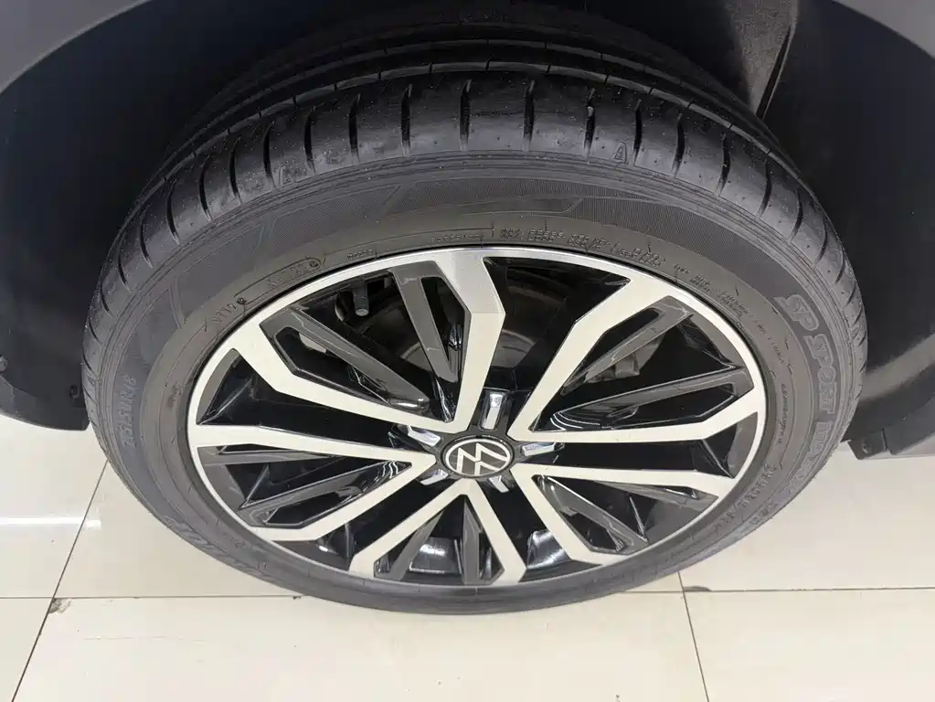 Volkswagen T-Roc 2022 — фото 15