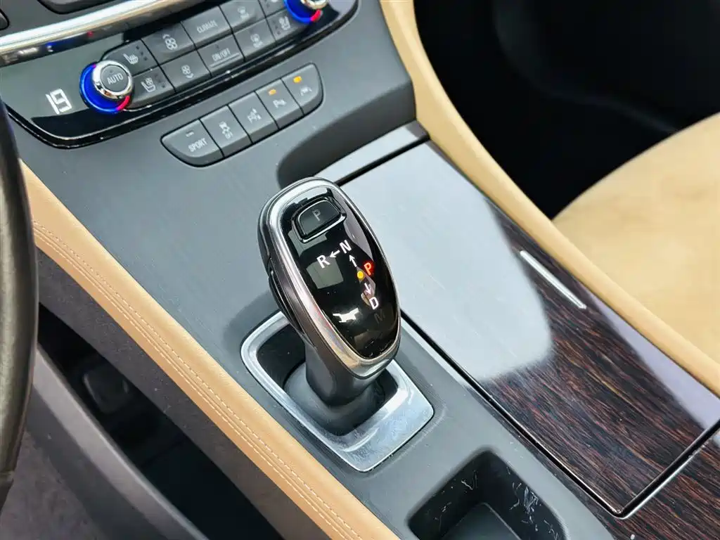 Buick LaCrosse 2019 — фото 18