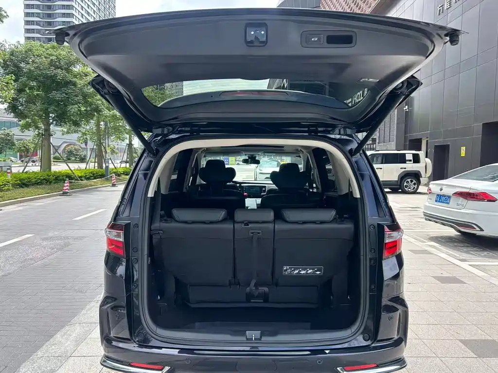 Honda Odyssey 2021 — фото 11