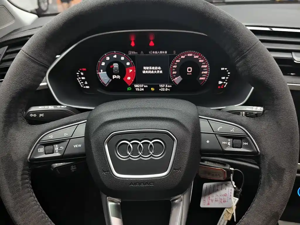 Audi Q3 2022 — фото 22