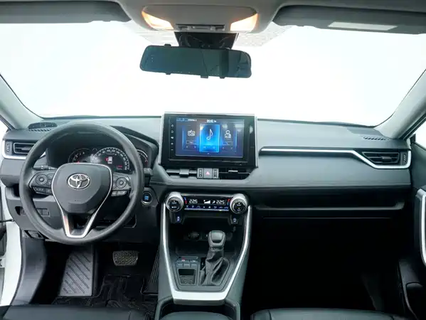 Toyota RAV4 2021