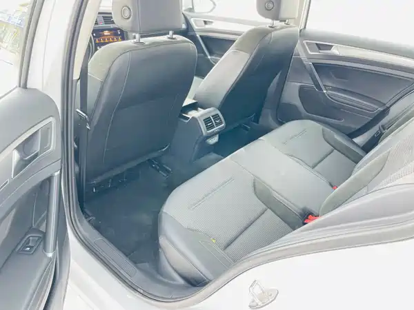 Volkswagen Golf 2020