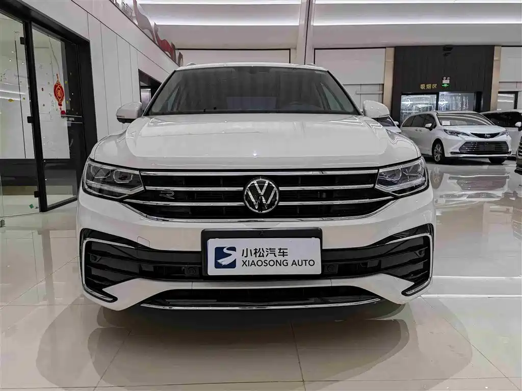 Volkswagen Tiguan L 2022 — фото 2