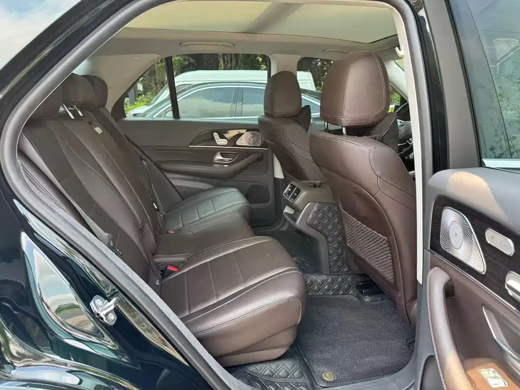 Mercedes-Benz GLE 2020 — фото 12