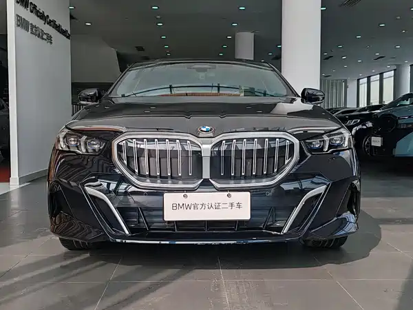 BMW 5 Series 2024
