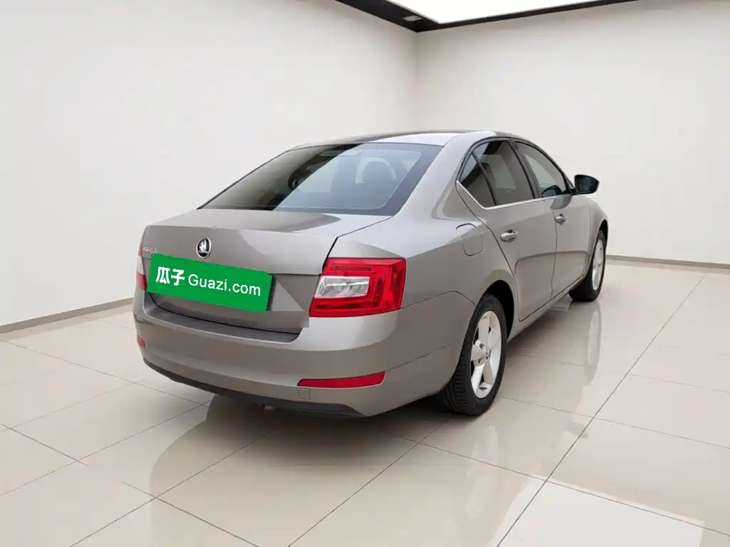 Skoda Octavia 2015 — фото 4