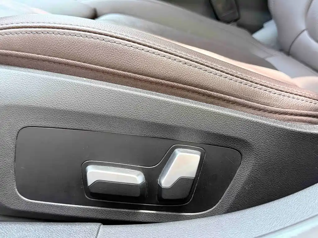 BMW i3 2023 — фото 10