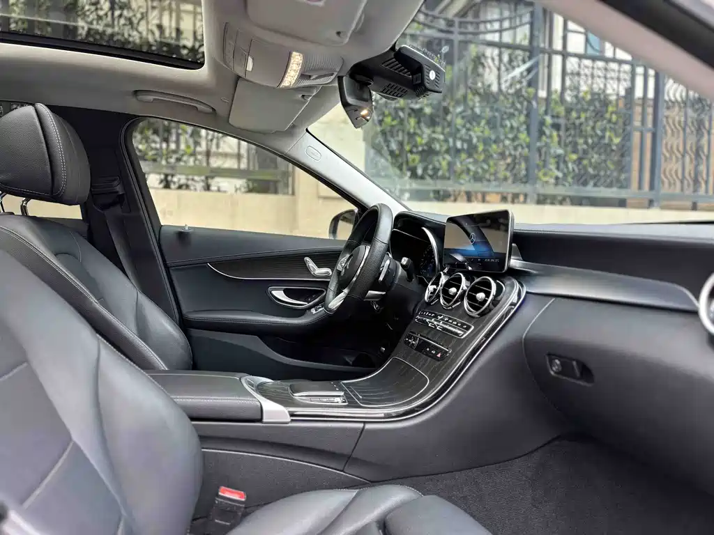 Mercedes-Benz C-Class 2021 — фото 11