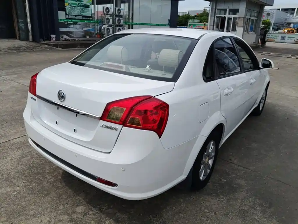 Buick Excelle 2015