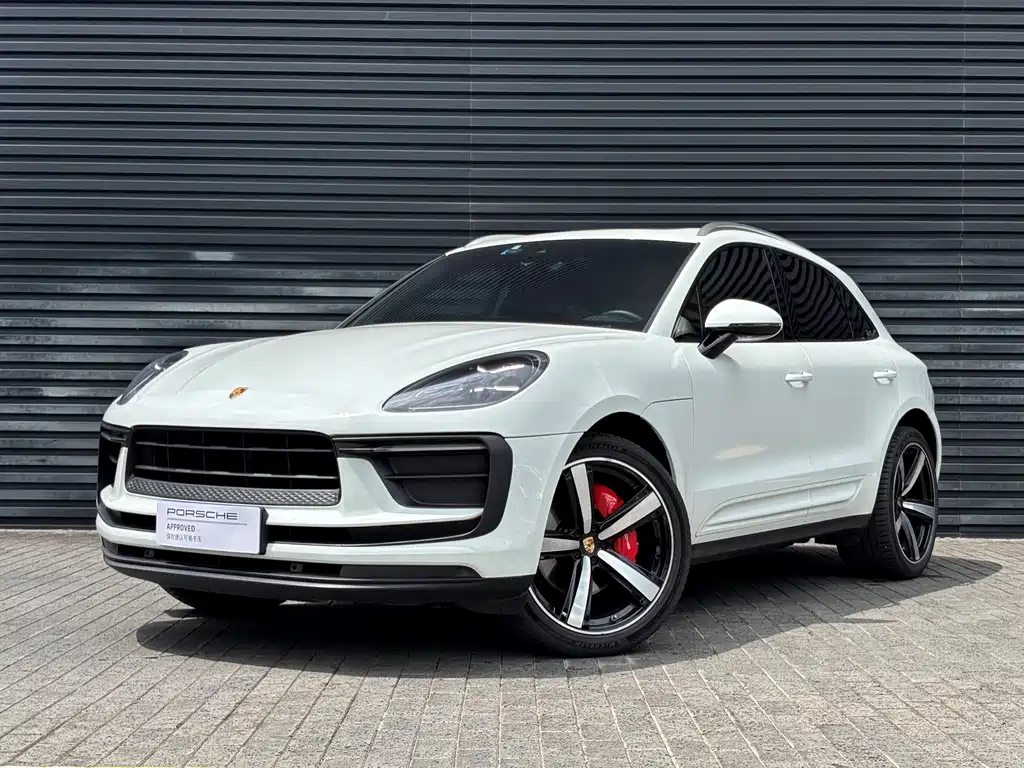 Porsche Macan 2023 — фото 1