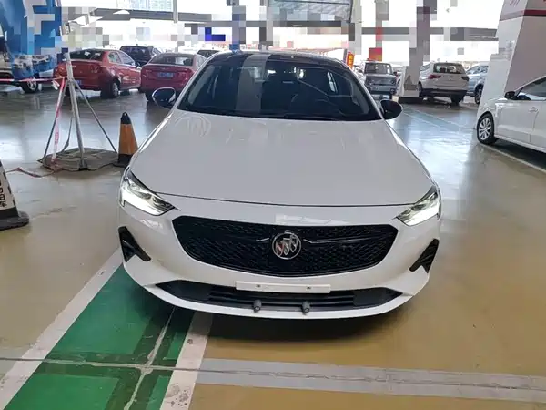 Buick Regal 2021