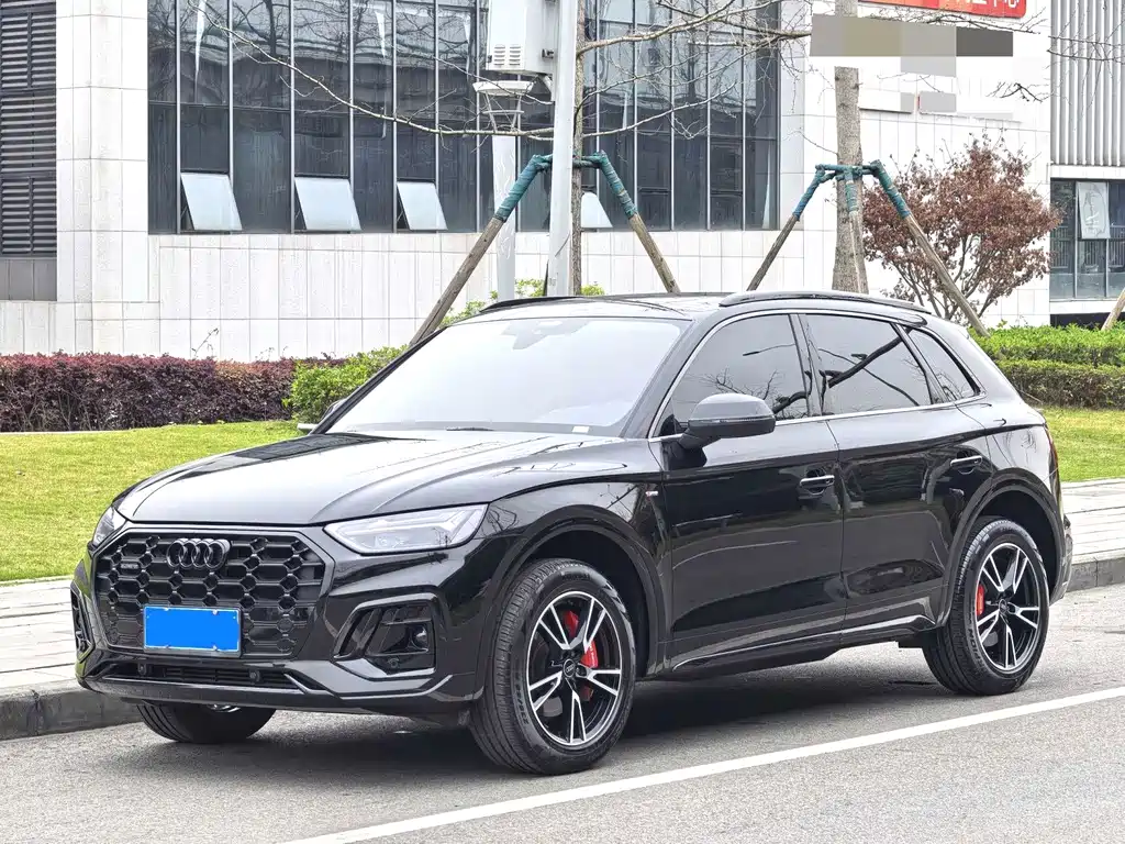 Audi Q5L 2025