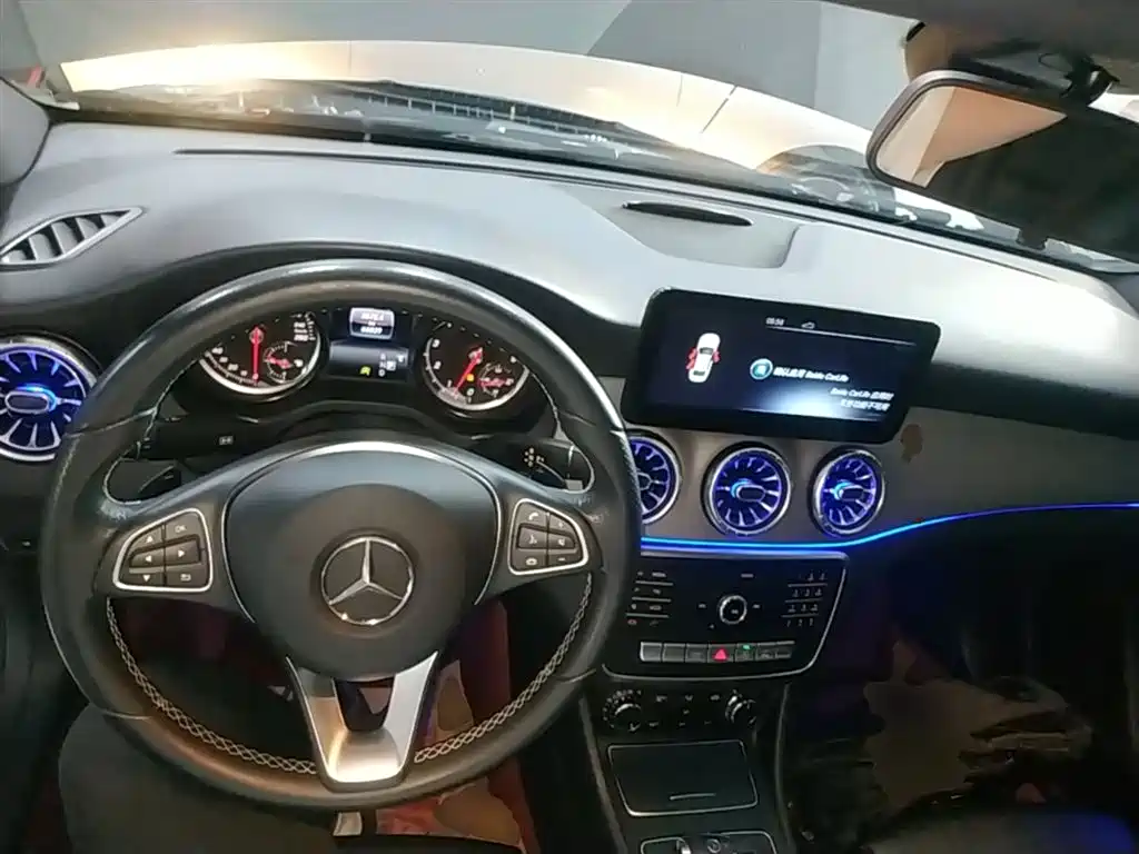 Mercedes-Benz CLA 2018 — фото 10