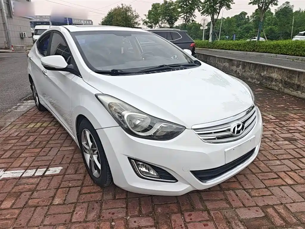 Hyundai Elantra Langdong 2014 — фото 4