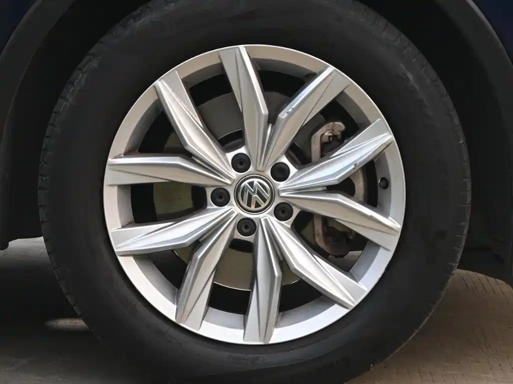 Volkswagen Tiguan 2019 — фото 54