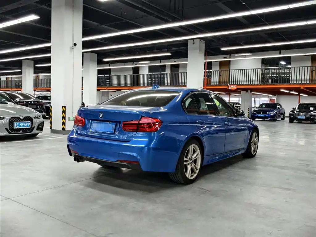 BMW 3 Series 2017 — фото 13